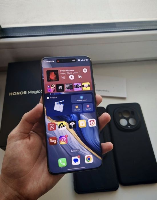 Honor Magic 6 pro IPhone 13 pro Xiaomi 12t pro Red Magic 7 Realme GT3