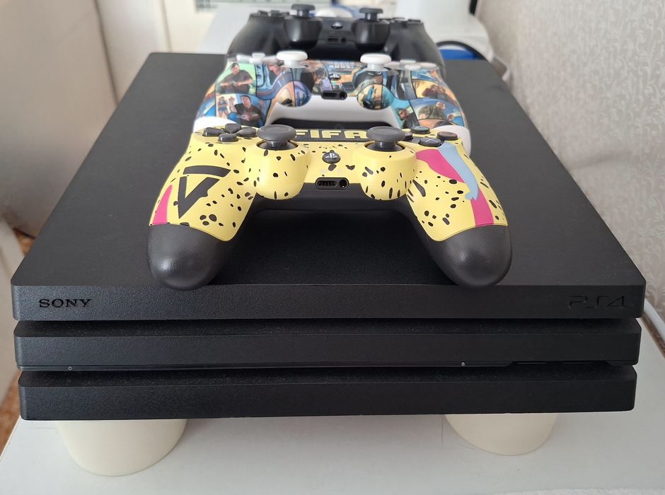 Sony Playstation 4 Pro 1 Tb Korea.