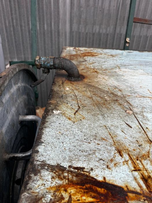 Аквариум 2Т, Цистерна