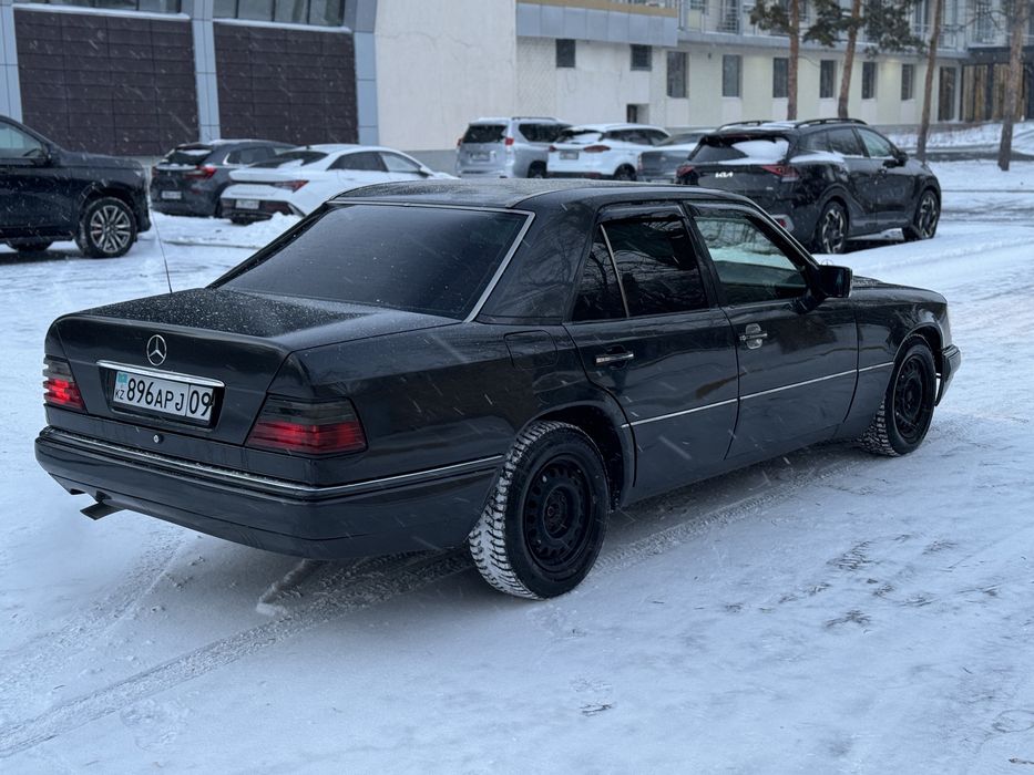 Mercedes-Benz E220  АКПП