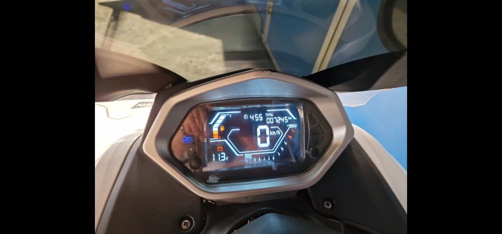 Продам макси скутер 180 кубов.