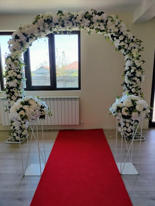 Vand pachet pentru evenimente
