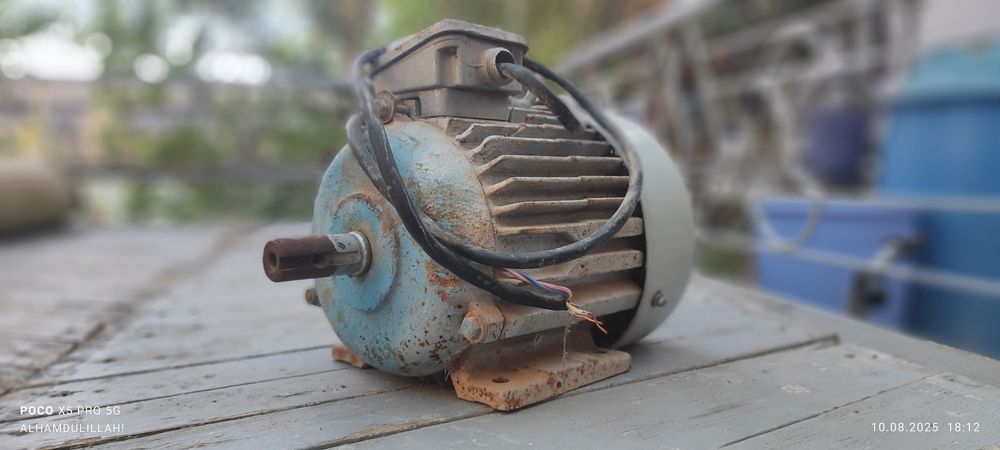 Мотор. Электродвигатель на 3 кВт с оборотом 1500 в минуту.