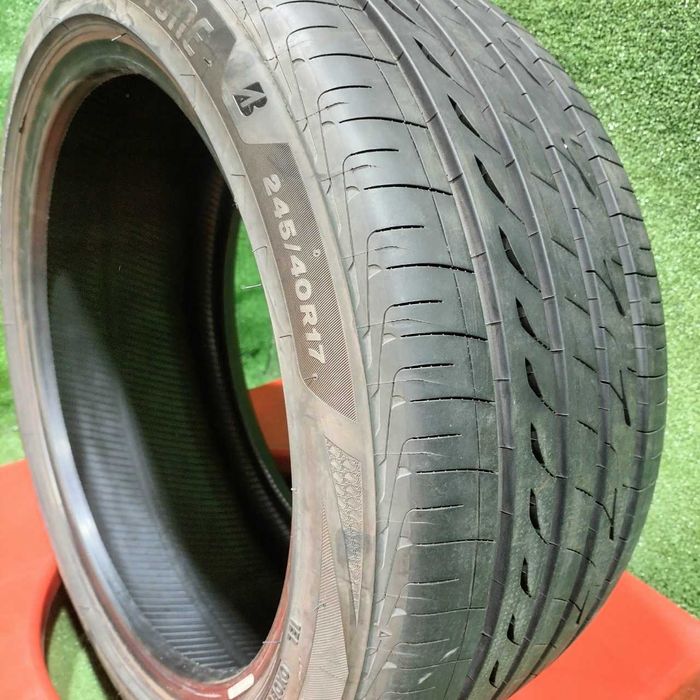 Продам Шины летний 245/40R17 Bridgestone regno GR XIII 1 штук