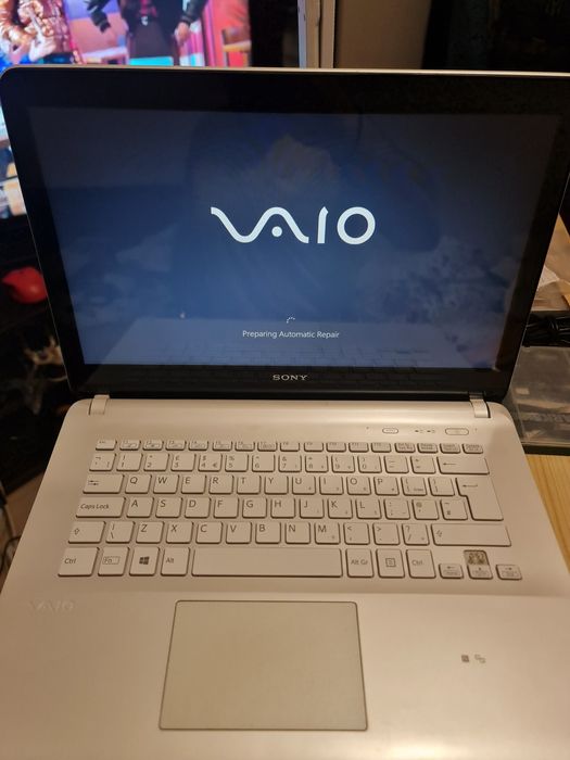 Laptop sony vaio cu touchscreen