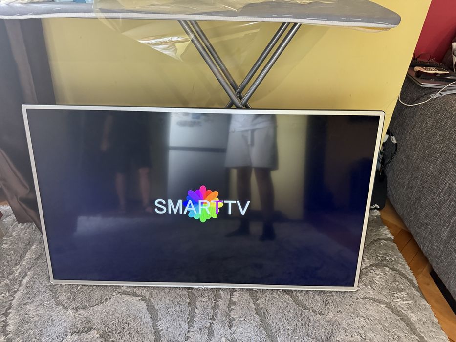 Смарт Телевизор Smart Tech 50 инча