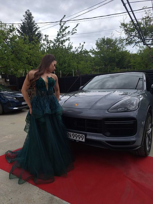 Абитуриентска бутикова рокля