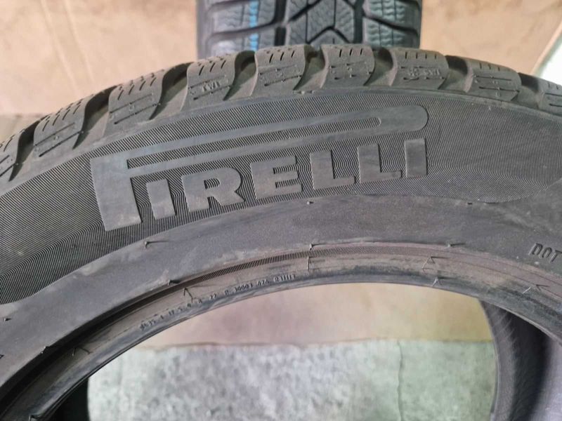 2 Pirelli R17 225/55
зимни гуми 
DOT4017