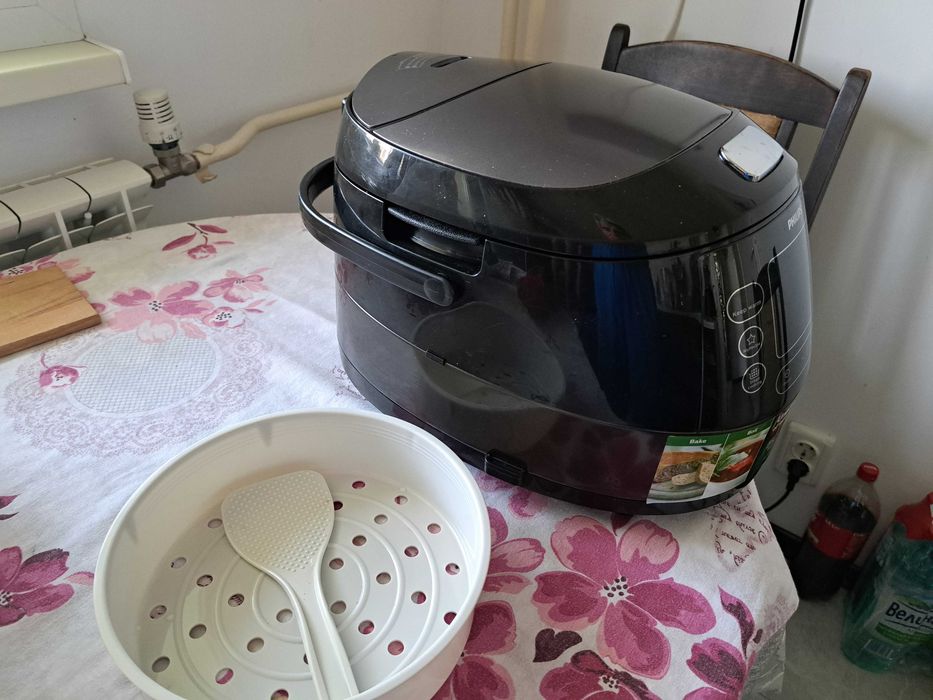 Мултикукър Philips HD4749/70
