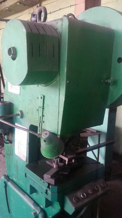 Преси хидравлични,ексцентър 63,100;мостови кранове;ФУ 321;плосък шлайф