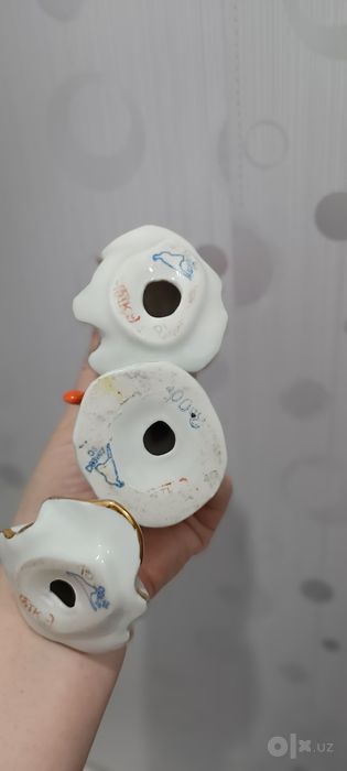 Статуэтки  рыбки и танцуют девушки и гармонист