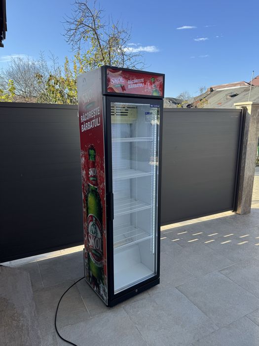 Vitrina frigorifica / frigider bauturi LED ECO afisaj digital