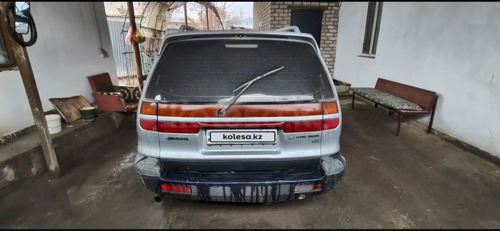 Mitsubishi Spacewagon 1992