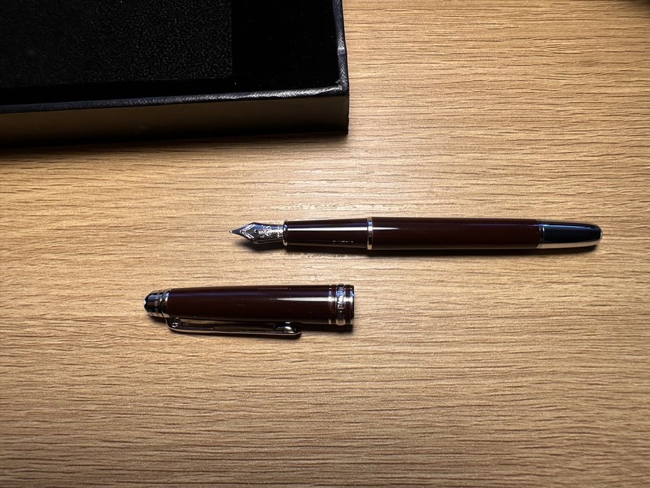 Set stilou Mont Blanc si agenda Micul print