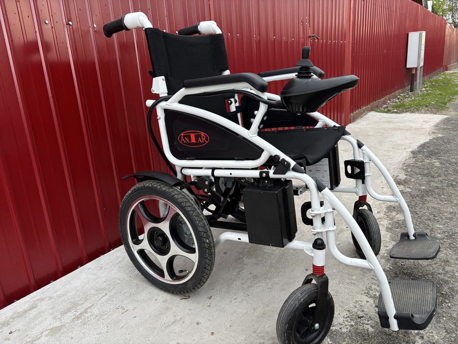 Fotoliu rulant electric Antar
