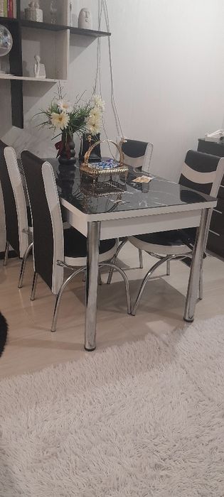 Продам люстры красивые2 шт