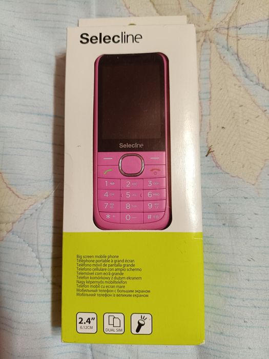 Telefon mobil GSM SelecLine, Dual SIM, Clasic cu Butoane Mari pentru Seniori - NOU / NEFOLOSIT
