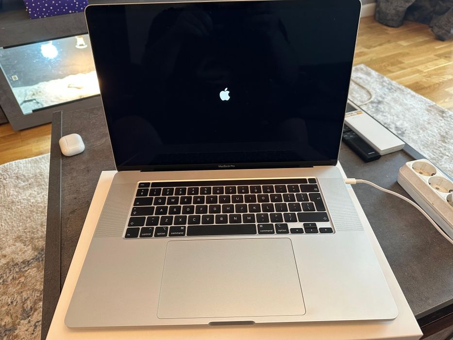 MacBook  Pro de vânzare