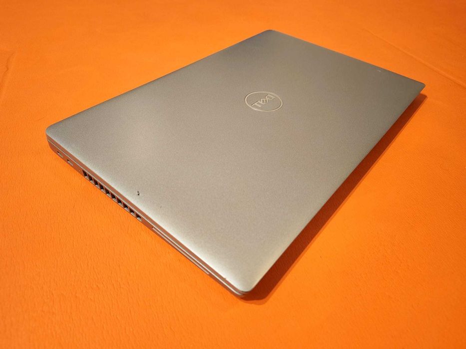 Model Nou Dell Latitude 5540 i5 1335U 16Gb Display 15.6 baterie 8 ore