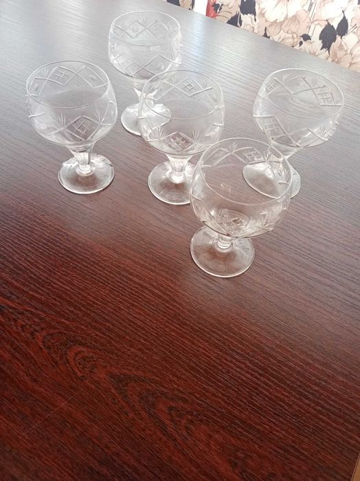 нови чаши за алкохол