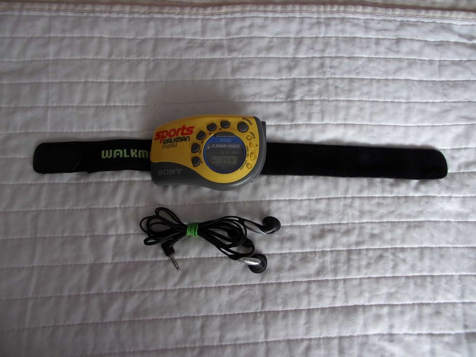 Radio Sony Walkman cu casti