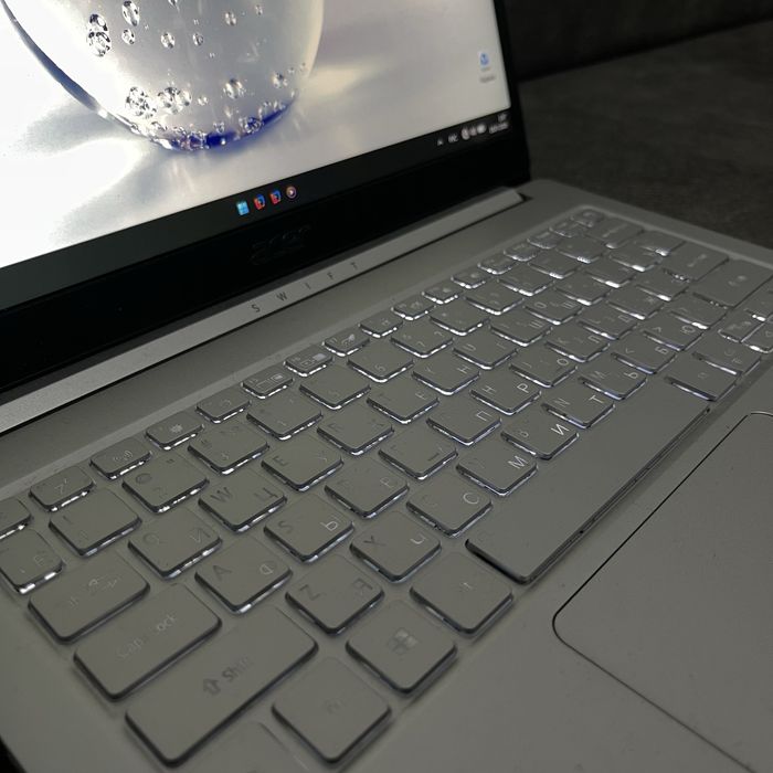 Ноутбук Acer swift sf313-53
