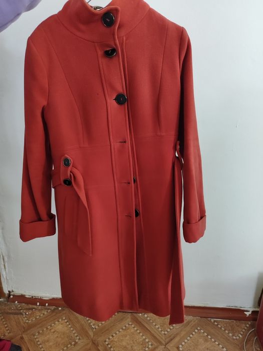 Продам пальто женское