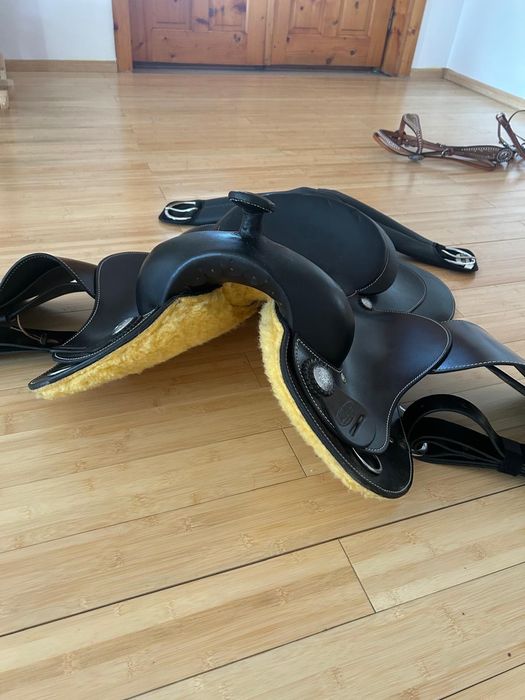 Șa (texană)pentru cal din piele