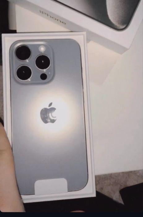 Iphone 15 pro 256 гб 85%