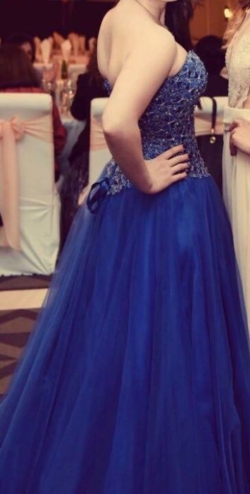 Бална рокля