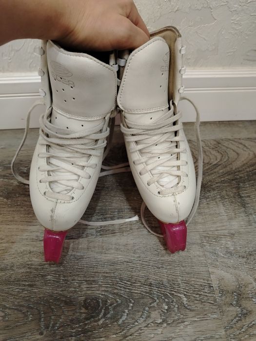 Продам коньки edea overture лезвие mark 4