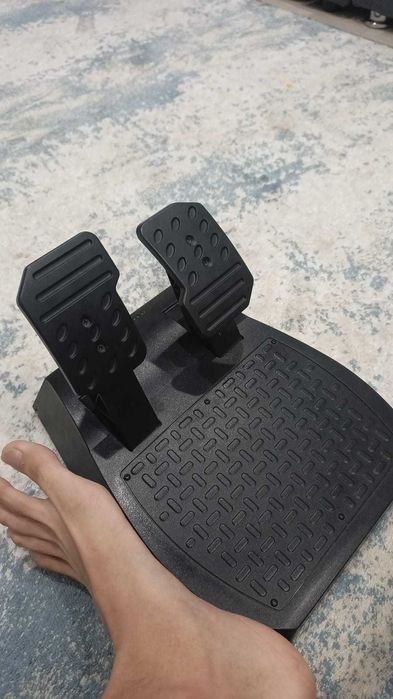 Продам руль для пс5