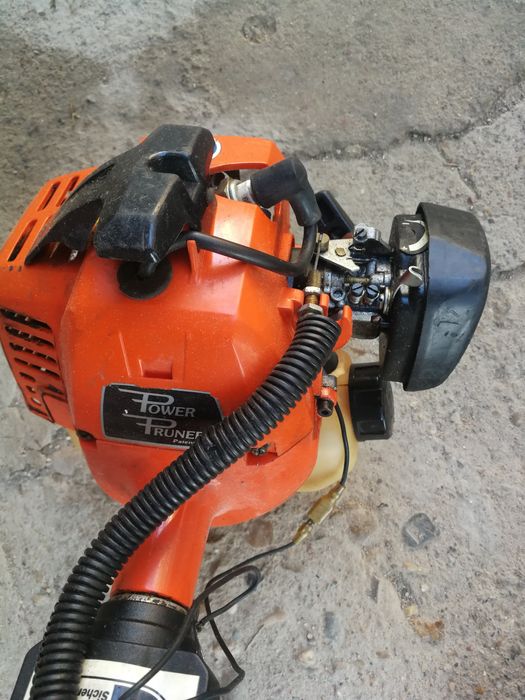 Бензинова резачка за клони