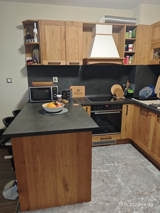 Луксозно обзаведен двустаен апартамент в кв. Витоша