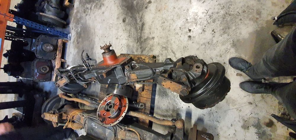 Dezmembrez tractor Fendt 309,310,311,312