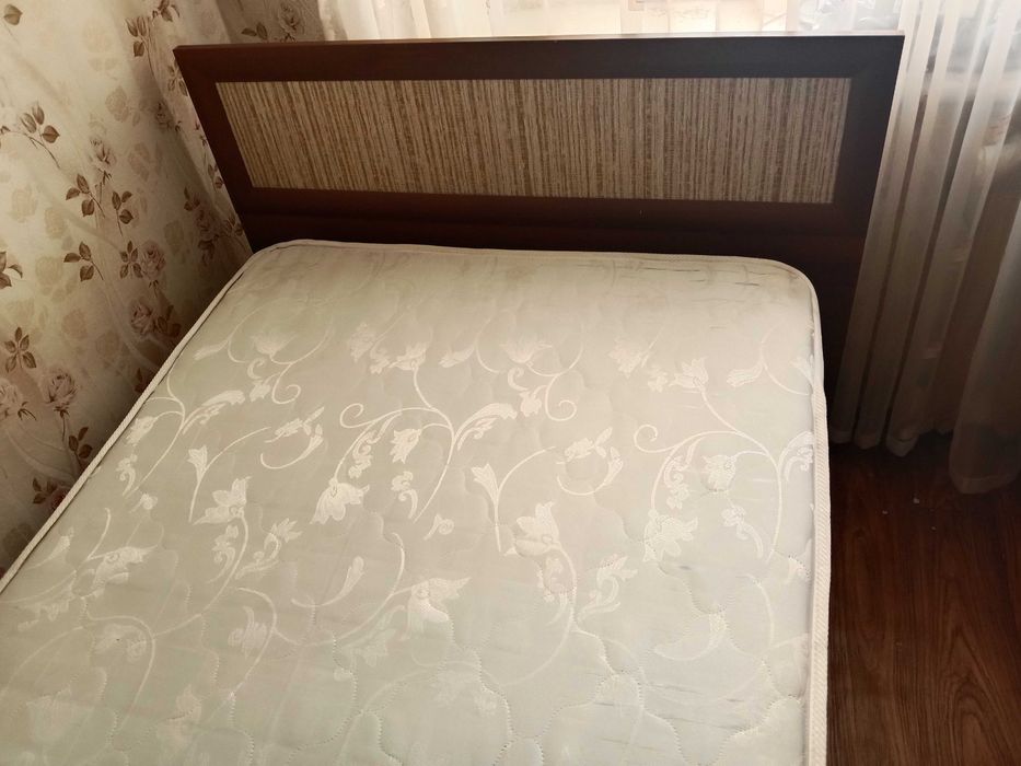 Кровать б/у  15 тыс.