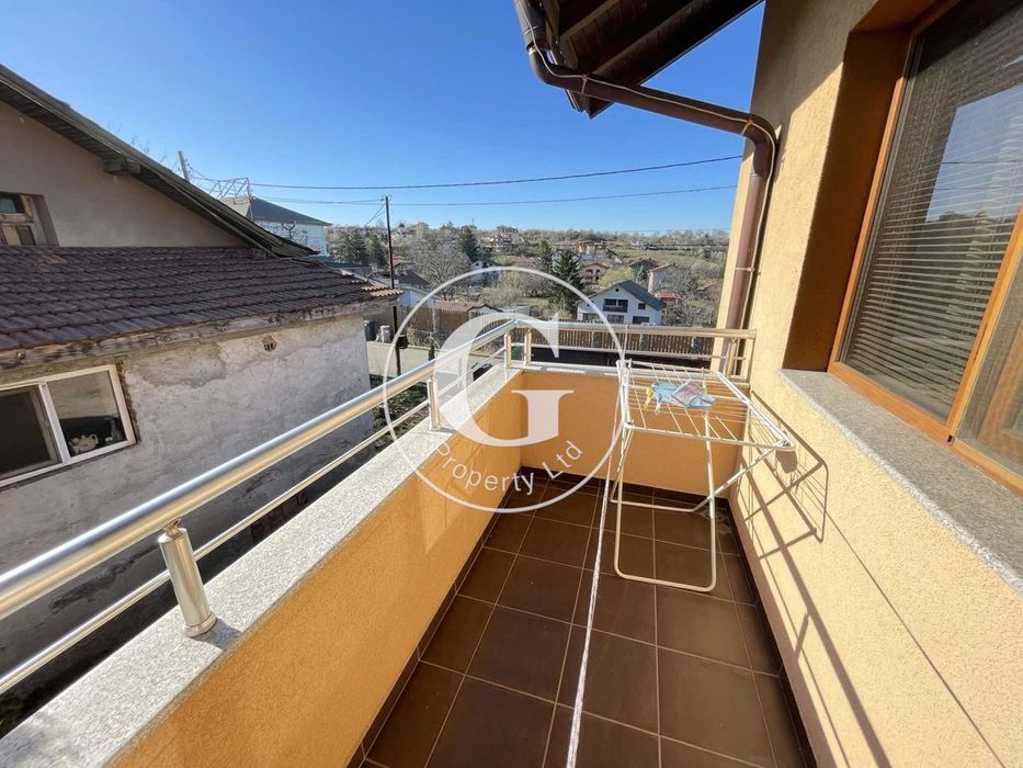 Къща в София-с.Иваняне площ 240 цена 620 000 евро