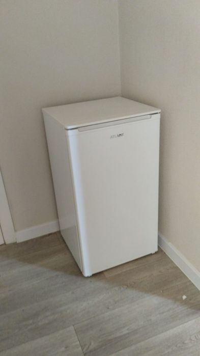 Холодильник продается