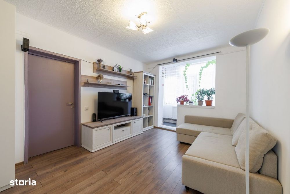 Apartament 2 camere, etaj 3, zona Traian