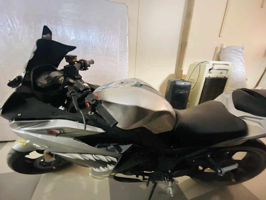 Мотоцикл HARLEE 250куб