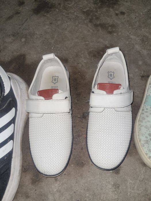 Продам детский качественный туфли