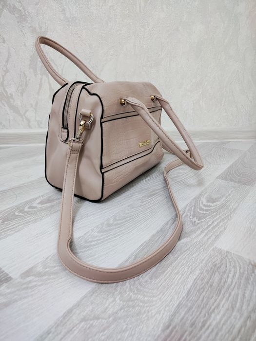 Сифатли аёллар сумкаси