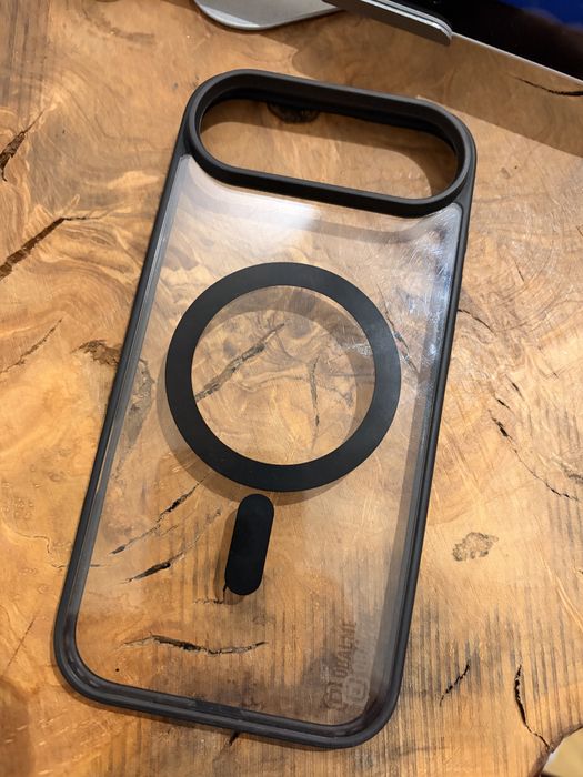 Кейс за iPhone 17 Air