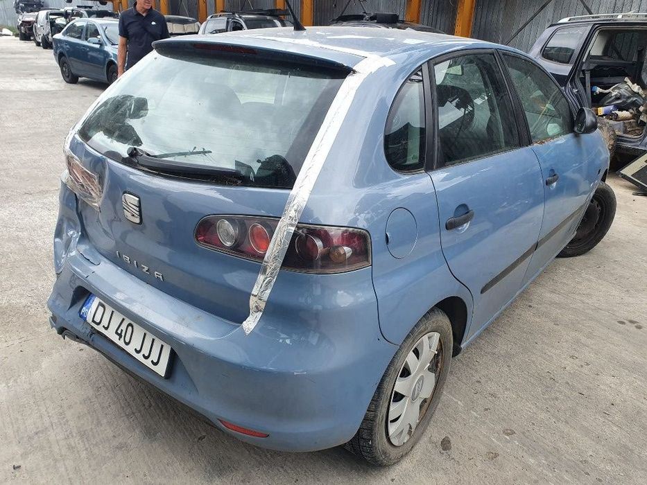 bara armatura fata spate haion far stanga dreapta kit chit conversie airbag volan Seat Ibiza 3 motor 1.2 benzina BME dezmembrez usa fata spate