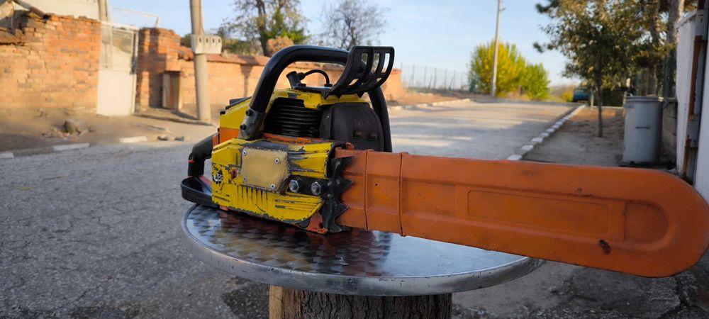 Бензинов трион (Резачка за дърва)