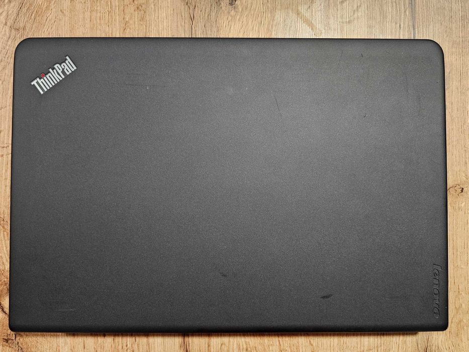 Лаптоп Lenovo ThinkPad E550 15.6 inch | Intel i5-5200U 2x2.70 Ghz | 8GB RAM | 250GB SSD | Windows 11