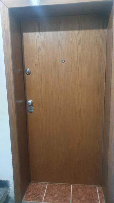 Дава се под наем Тристаен апартамент в София, Зона Б-18 - 130 кв.м за 612 € - Снимка #16