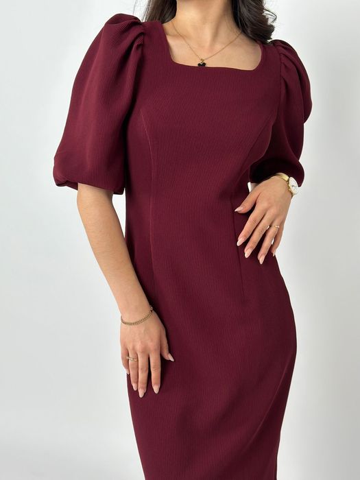 Продаётся платье