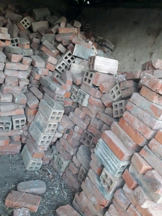 Тухли и керемиди