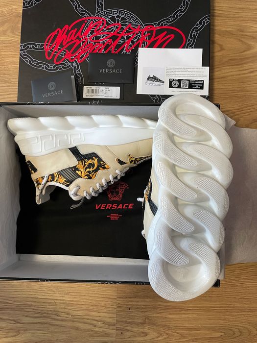 !! Reducere !! Adidasii/Sneakers Versace Chain Reaction baroque